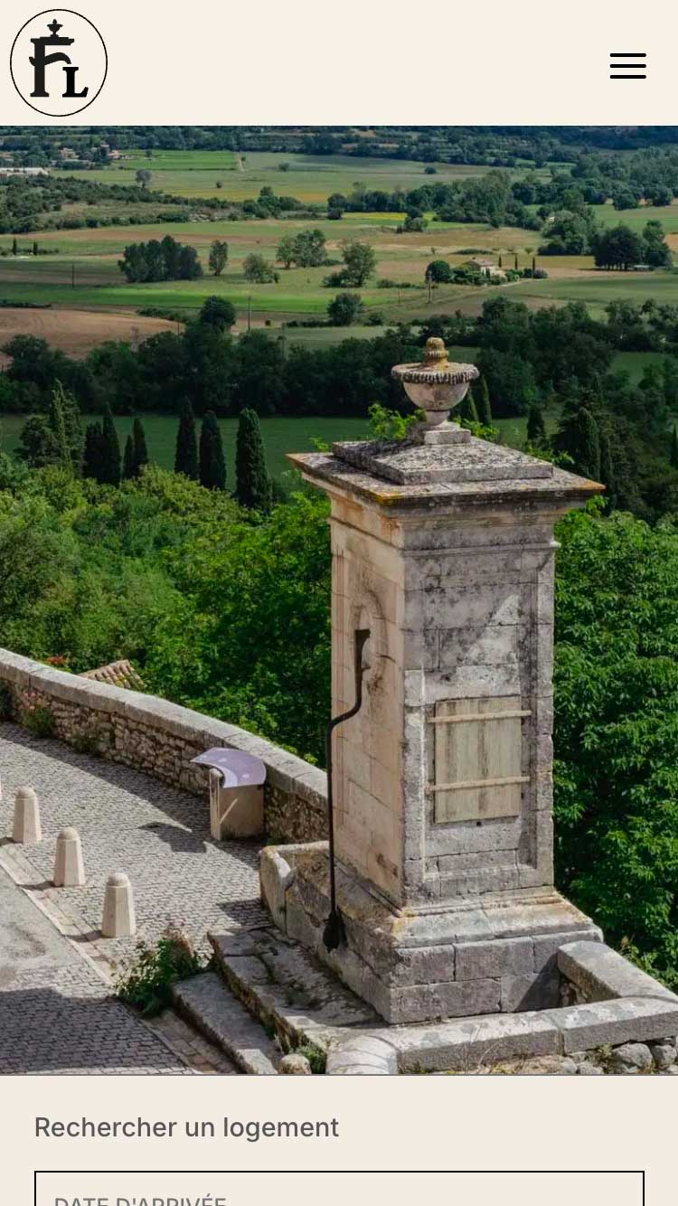 Webmaster et graphiste: site de réservation en ligne dans le Gard, Uzès, Alès, Nîmes, Avignon